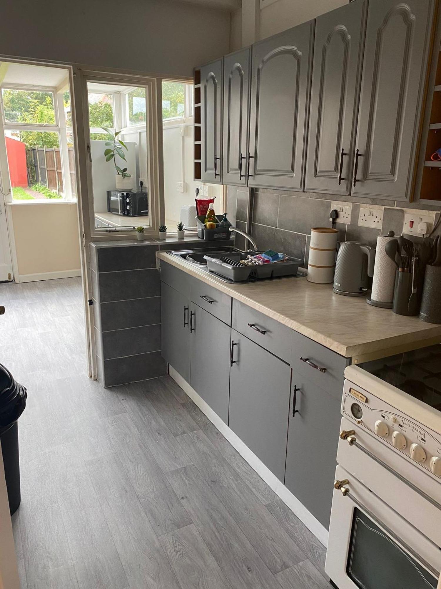 College Road, M5 M6, 3 Bedrooms Parking Garden
